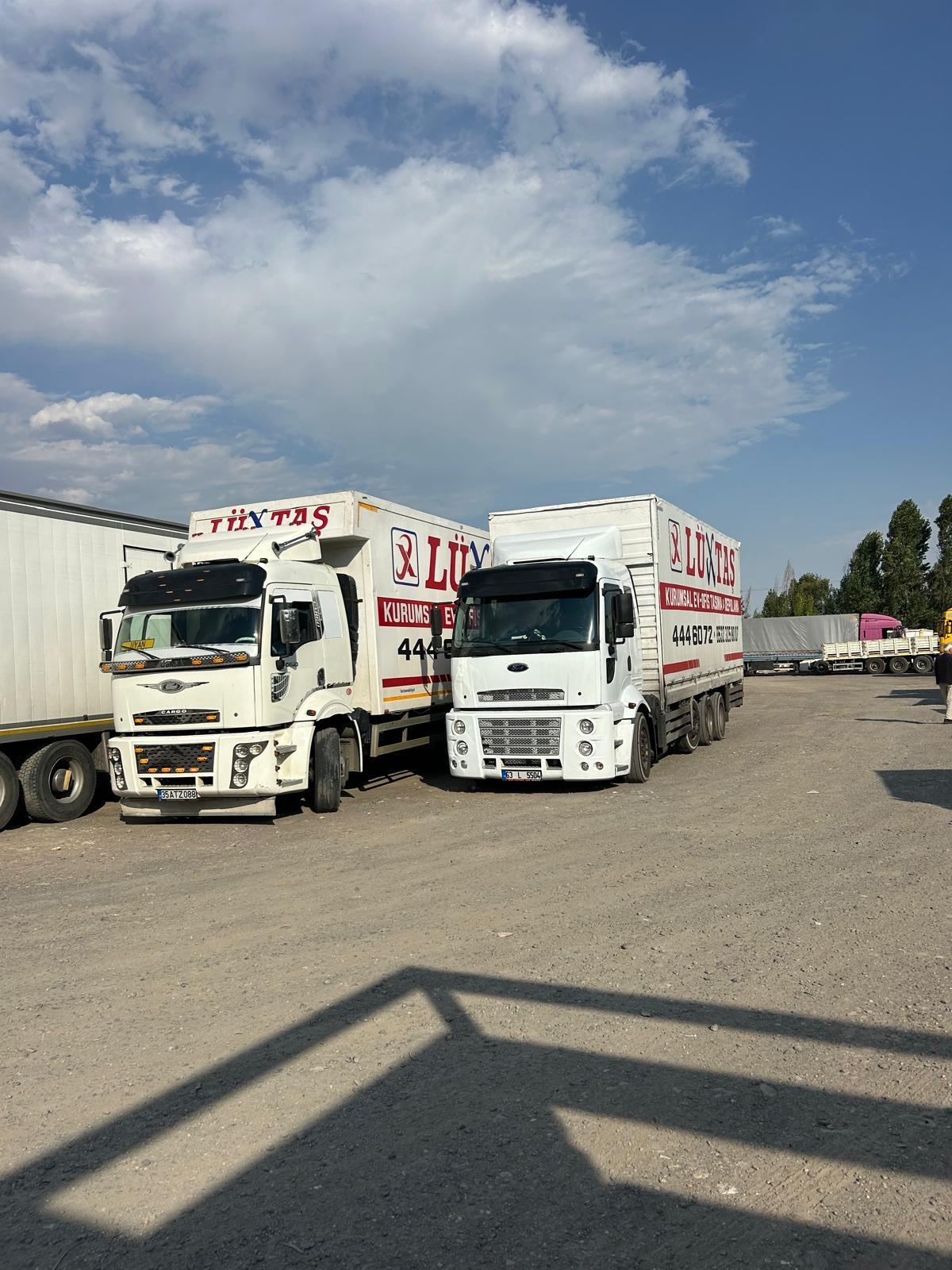 Lüxtaş Nakliyat İzmir evden eve nakliyat paketleme, havalı naylon ve ambalajlama